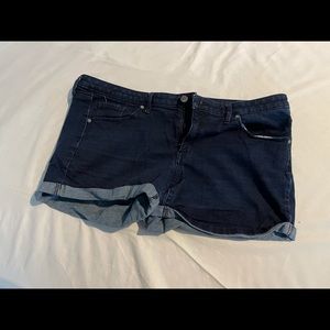 Mossimo shorts size 16